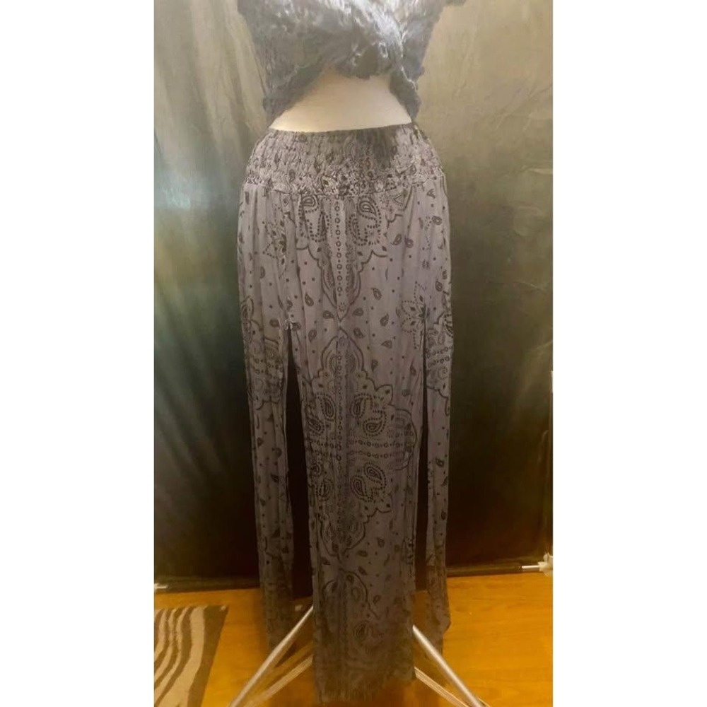 Earthbound Trading Co skirt sz Large Smocked Waist Double Slit Skirt